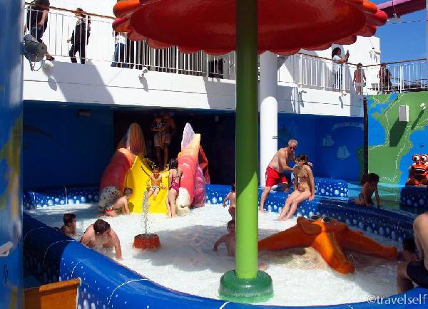 Отдых с детьми в круизе NCL Epic развлечения на лайнере