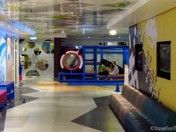 Отдых с детьми в круизе NCL Epic развлечения на лайнере