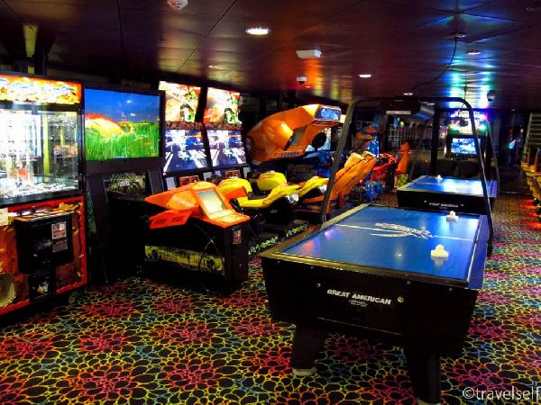 Отдых с детьми в круизе NCL Epic развлечения на лайнере