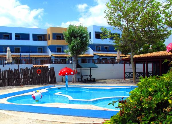 Территория отеля бассейн Aldemar Paradis Village 4*(Родос, Греция)