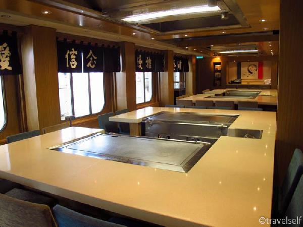 Ресторани бари харчування на лайнері "NCL Epic"