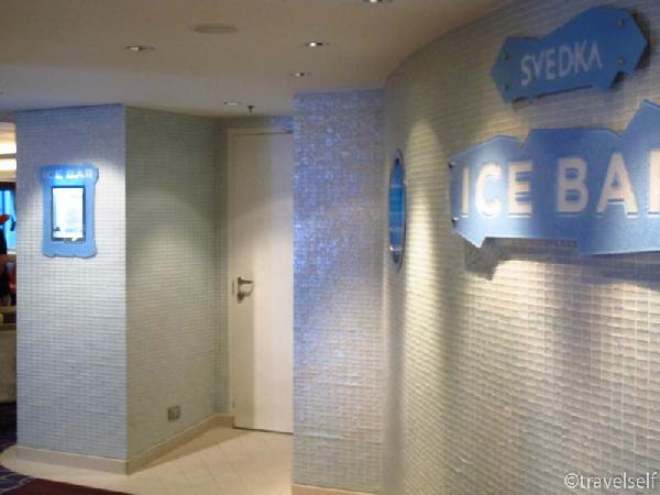 Ресторани бари харчування на лайнері "NCL Epic"