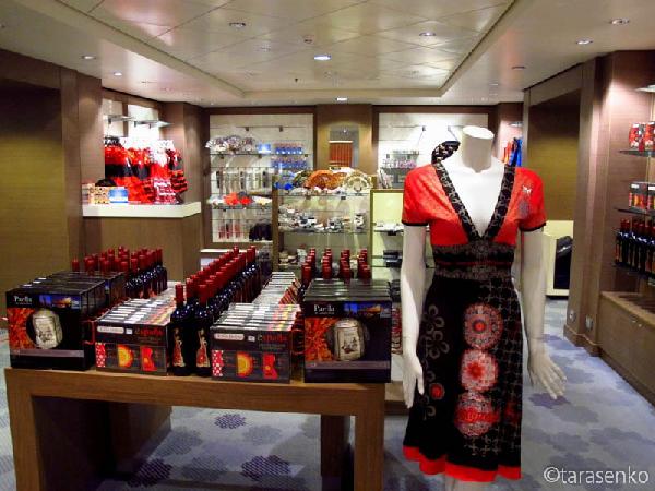 liner NCL Epic sea cruise description of what to do on the liner