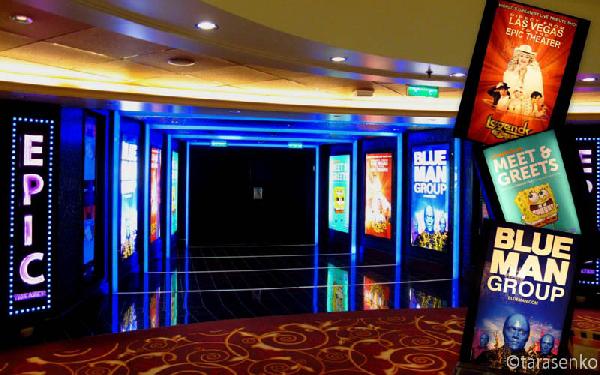 Фото круїз Лайнер "NCL Epic" розваги театр