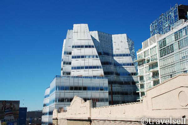 здание iac building фото