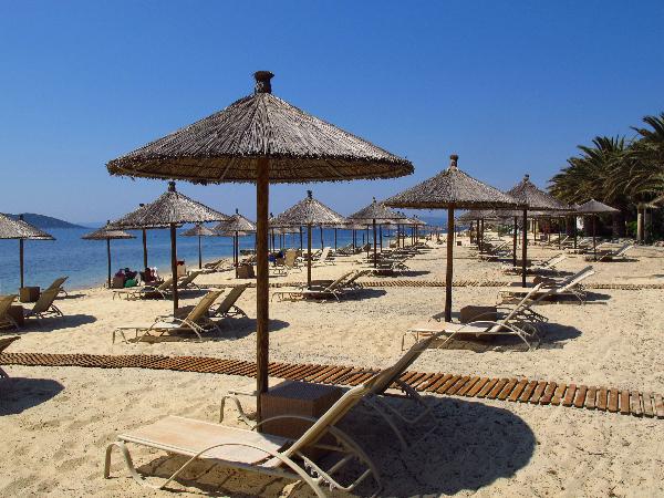 Пляж готелю Eagles Palace 5* (Афон)